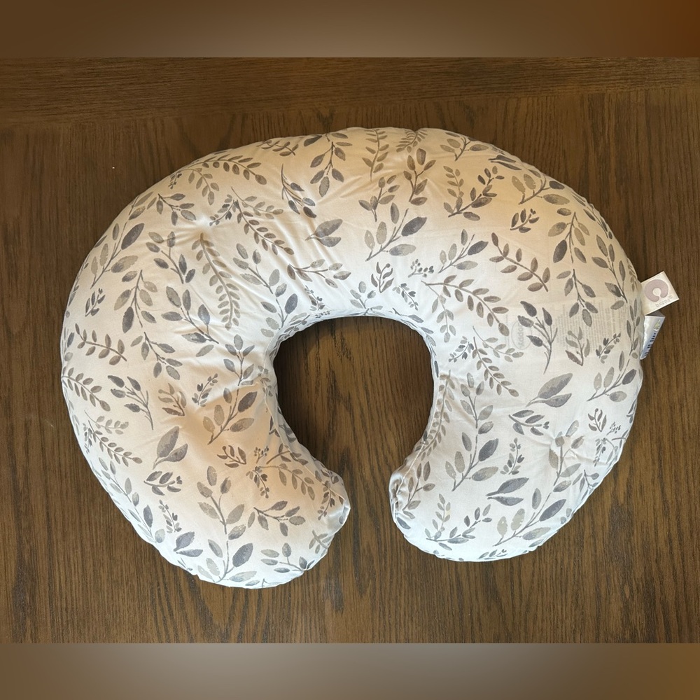 Boppy Nursing Pillow With Cover